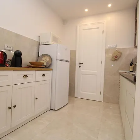 Apartment Centar Sa Sigurnim Parkingom *