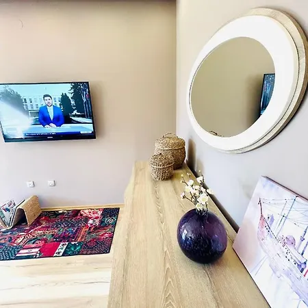 Centar Sa Sigurnim Parkingom سراييفو